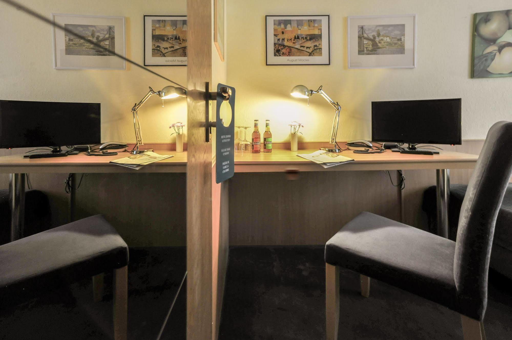 City Hotel Fellbach 24H Check-In ภายนอก รูปภาพ