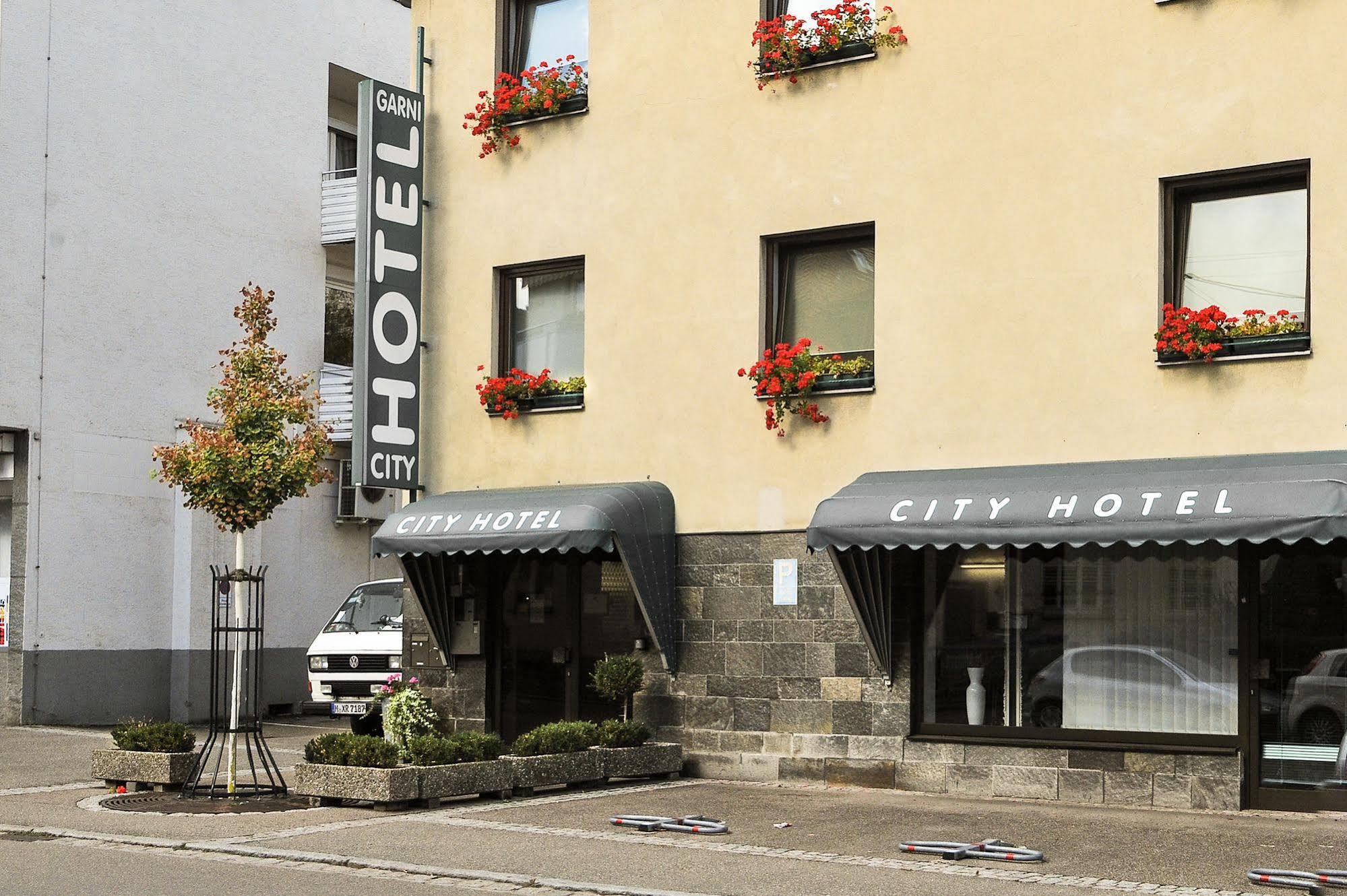 City Hotel Fellbach 24H Check-In ภายนอก รูปภาพ